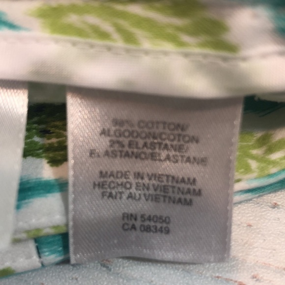 Jones New York Ikat Pattern Bermudas 8 - Picture 4 of 9